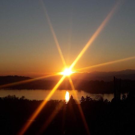 Tramonto Al Lago Gavirate Exteriör bild